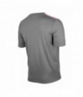 Camiseta Umbro Ness Gris y...