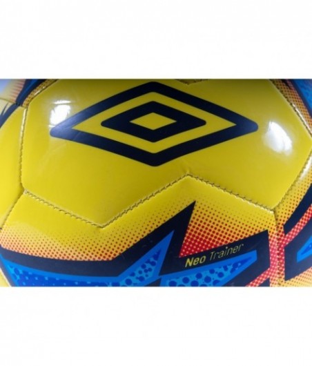 Umbro Balón Fútbol NEO...